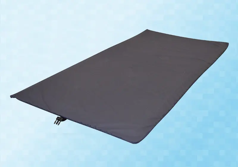 Tapis d'amortissement anti-chute à poser au pied du lit médical